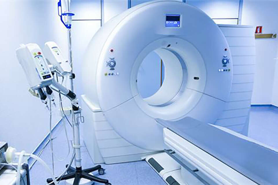 L'onduleur de la série Shangyu GP33 aide l'hôpital populaire du comté de Huangmei à assurer l'alimentation électrique des équipements médicaux